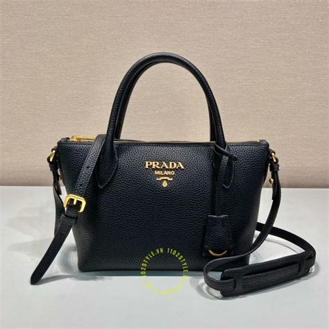 prada milano dal 1913 ของแท ราคา|Prada handbags 2010.